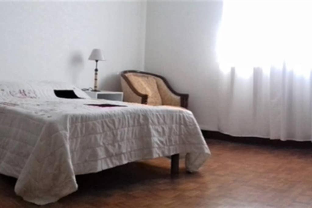 Spacieux appartement proche centre et piscine Condom Extérieur photo